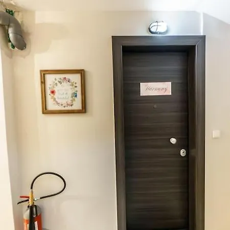 Harmony With Terrace. *