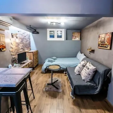 Harmony With Terrace. *