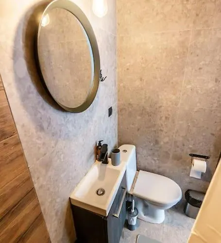 公寓 Harmony With Terrace.