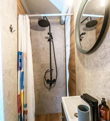 公寓 Harmony With Terrace. *