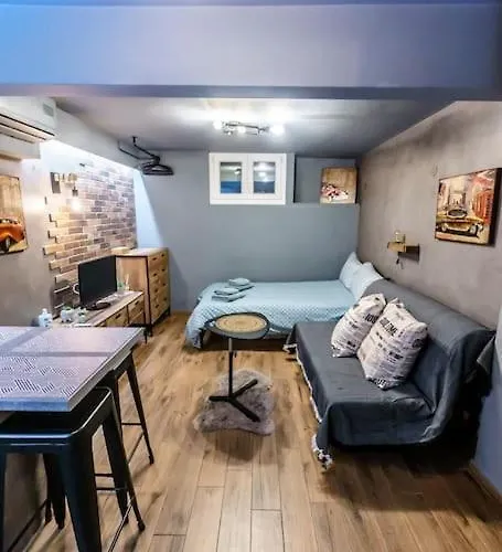 Harmony With Terrace. *